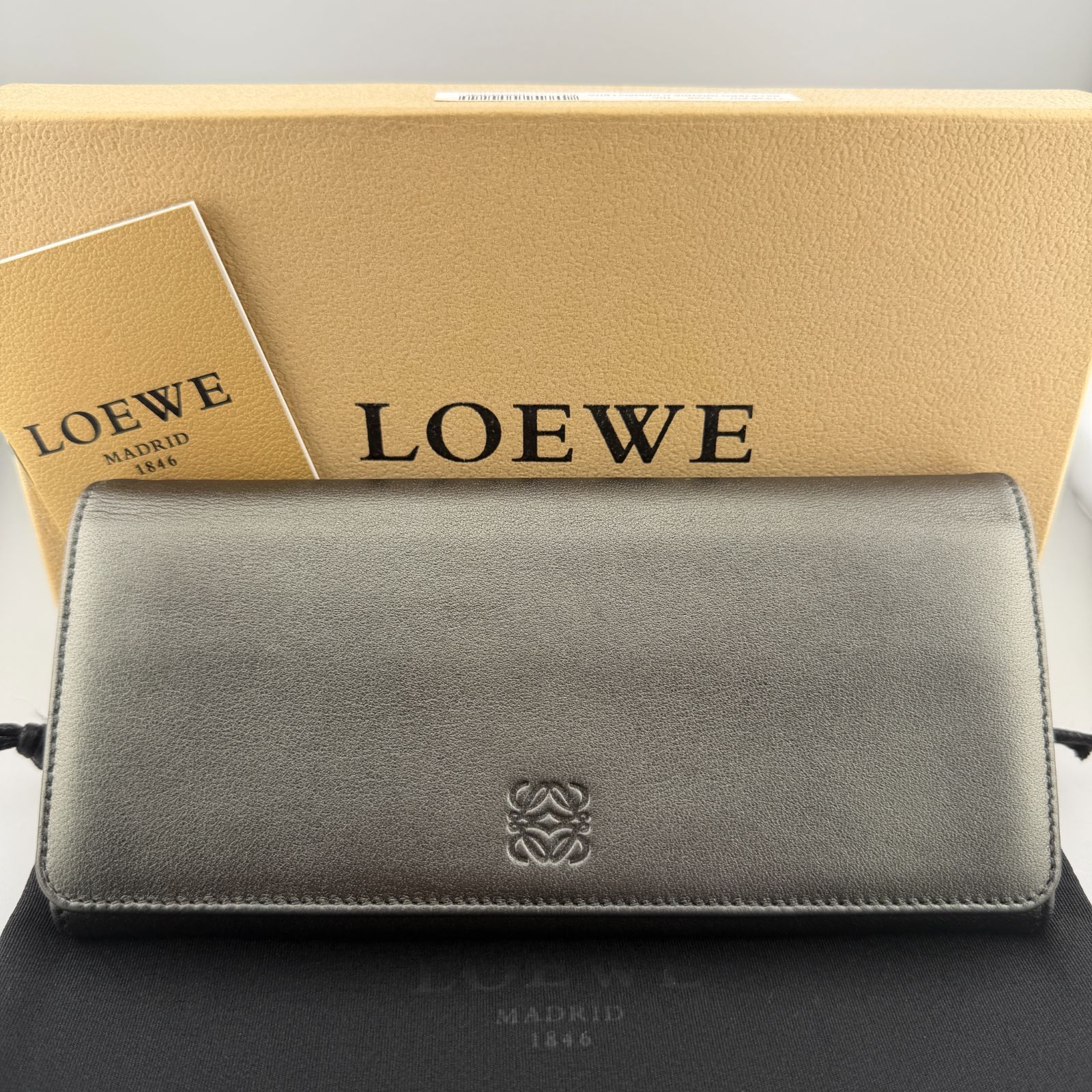 LOEWE ロエベ コンチネンタルウォレット 長財布 シープスキン 