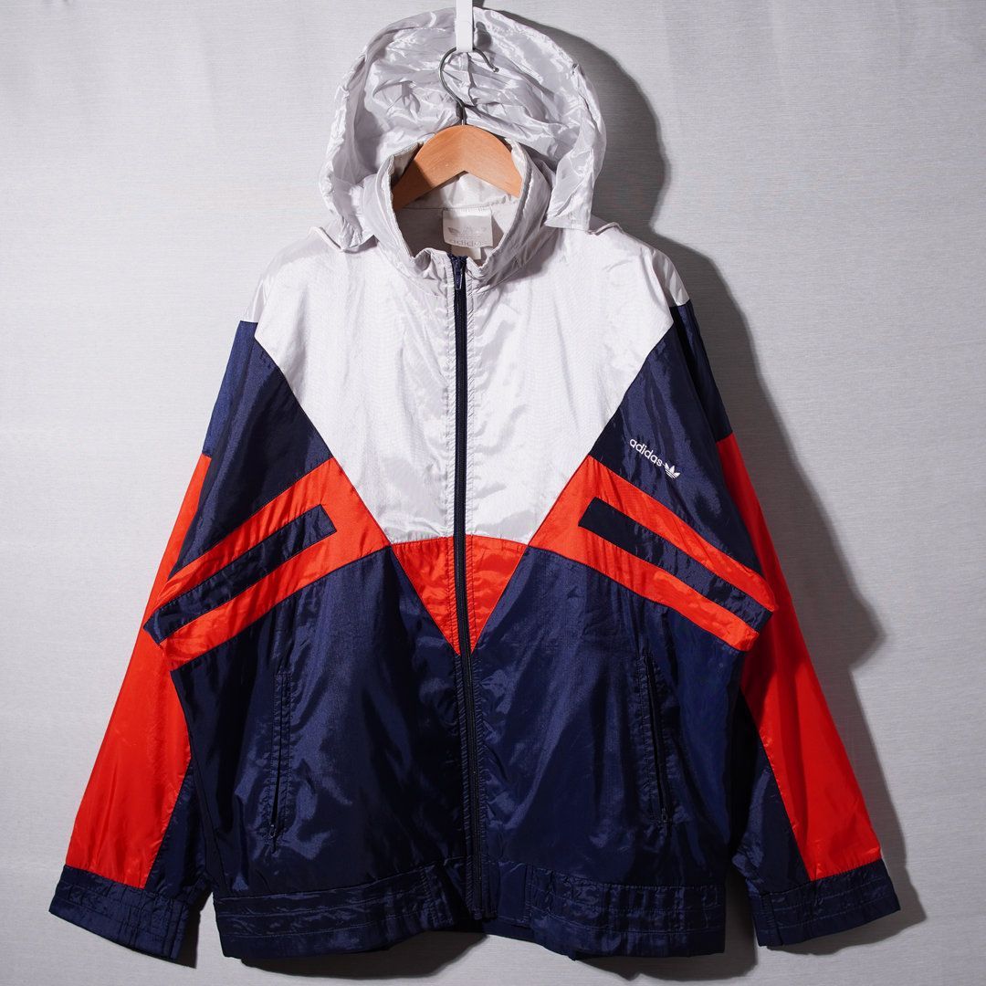 https://assets.mercari-shops-static.com/-/large/plain/2JQp49ZmEoxq6XNTHVDzZc.jpg@jpg