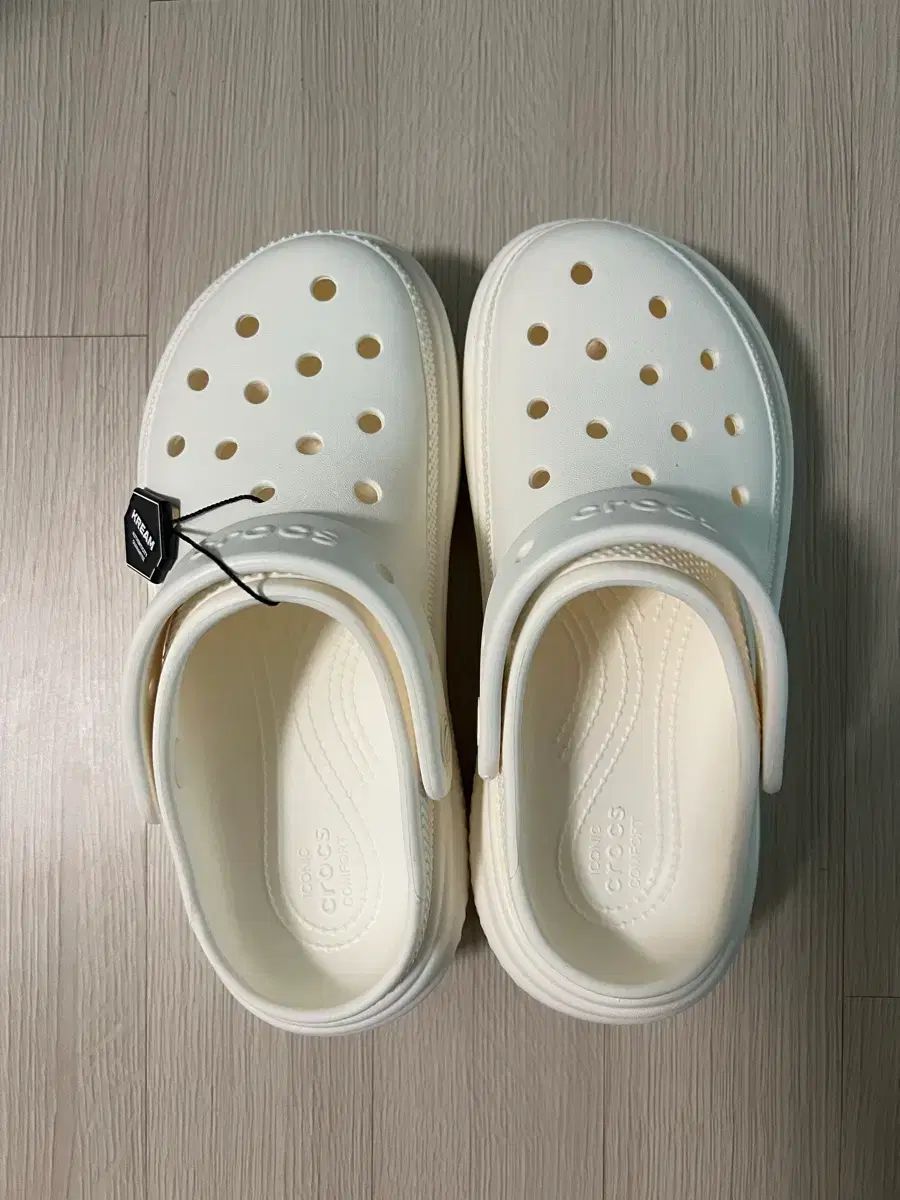 Crocs ストンプ クロッグ 白 240