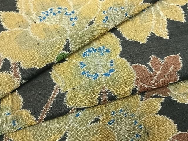 平和屋着物●小千谷紬　枝花文　黒地　正絹　逸品　AABI1221fy