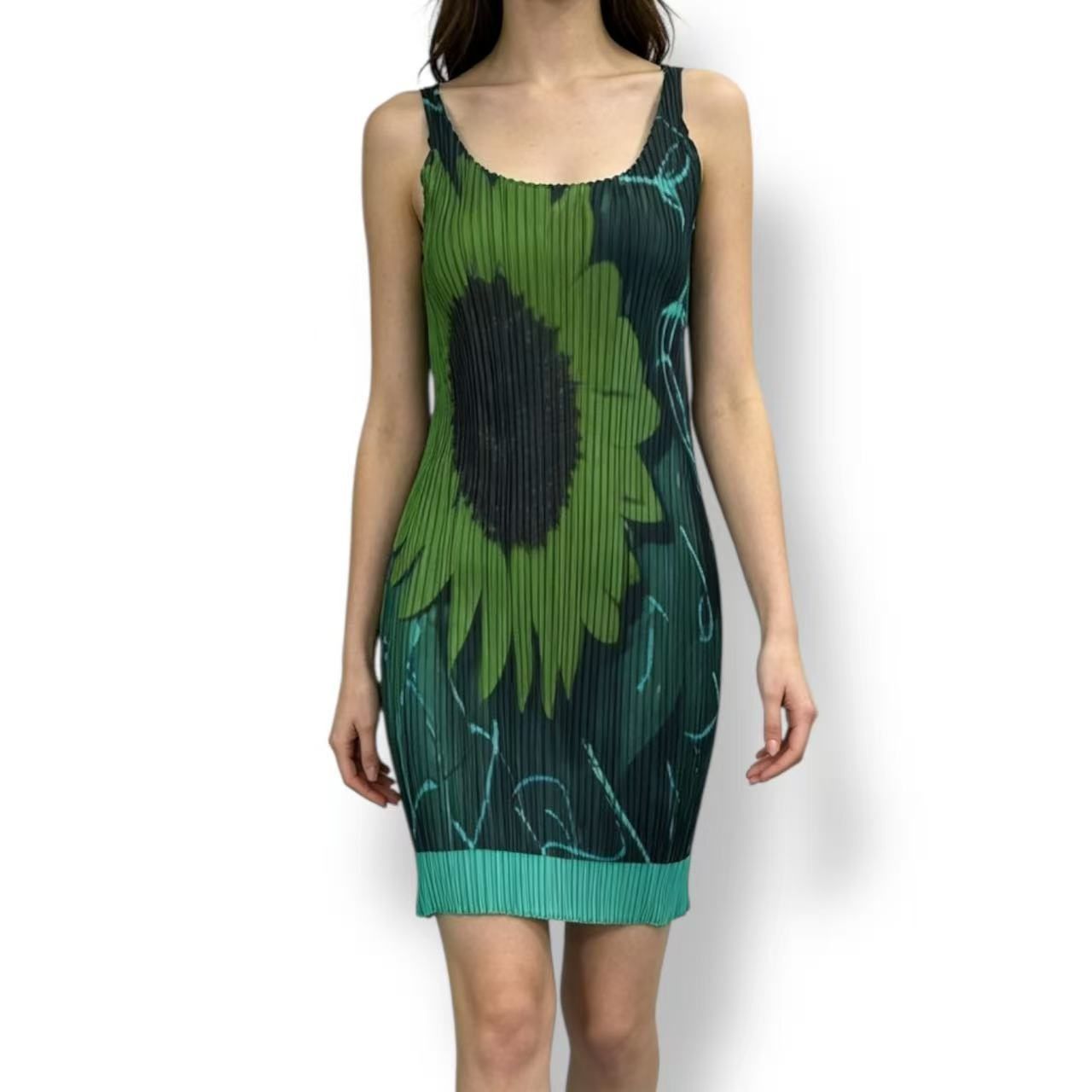 極美品 ISSEY MIYAKE イッセイミヤケ PLEATS PLEASE プリーツプリーズ 
