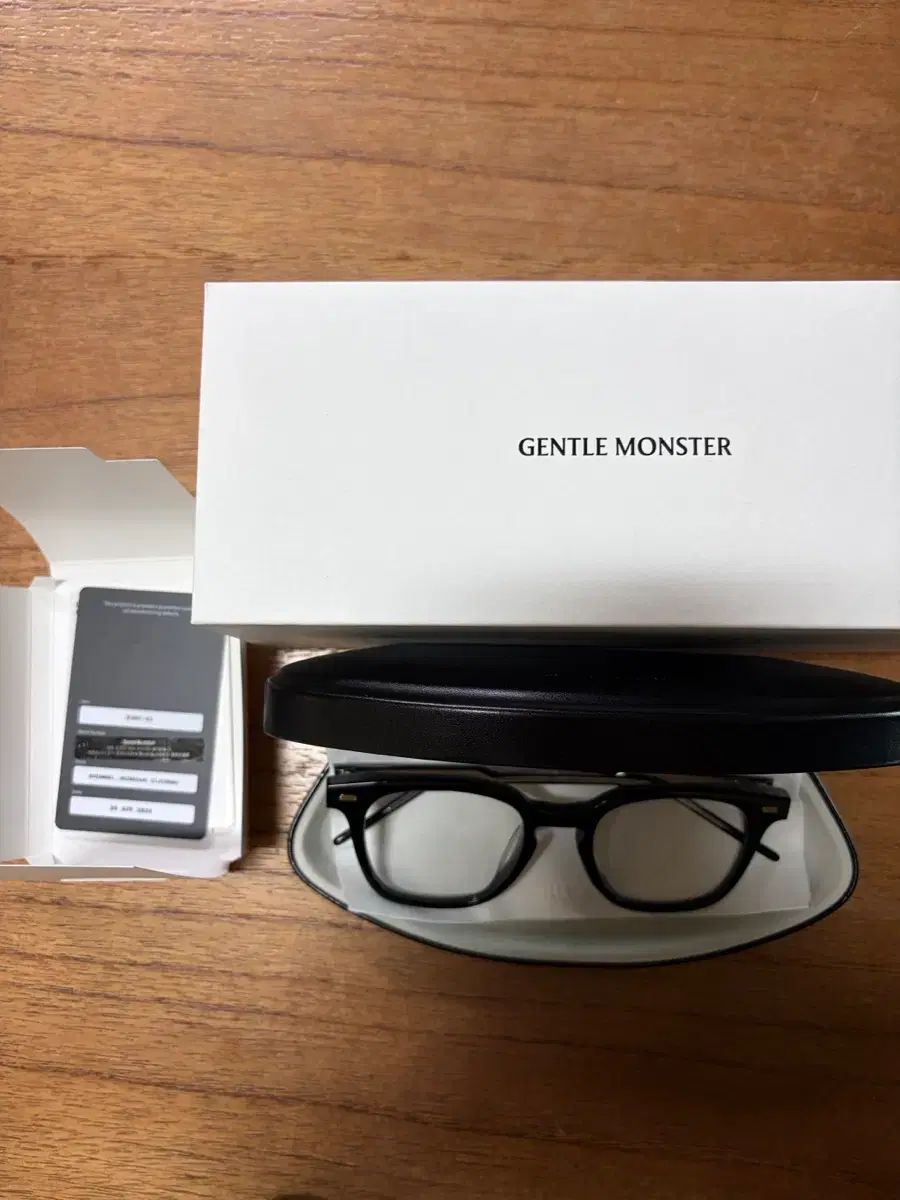 GENTLE MONSTER(ジェントルモンスター) クボ 01