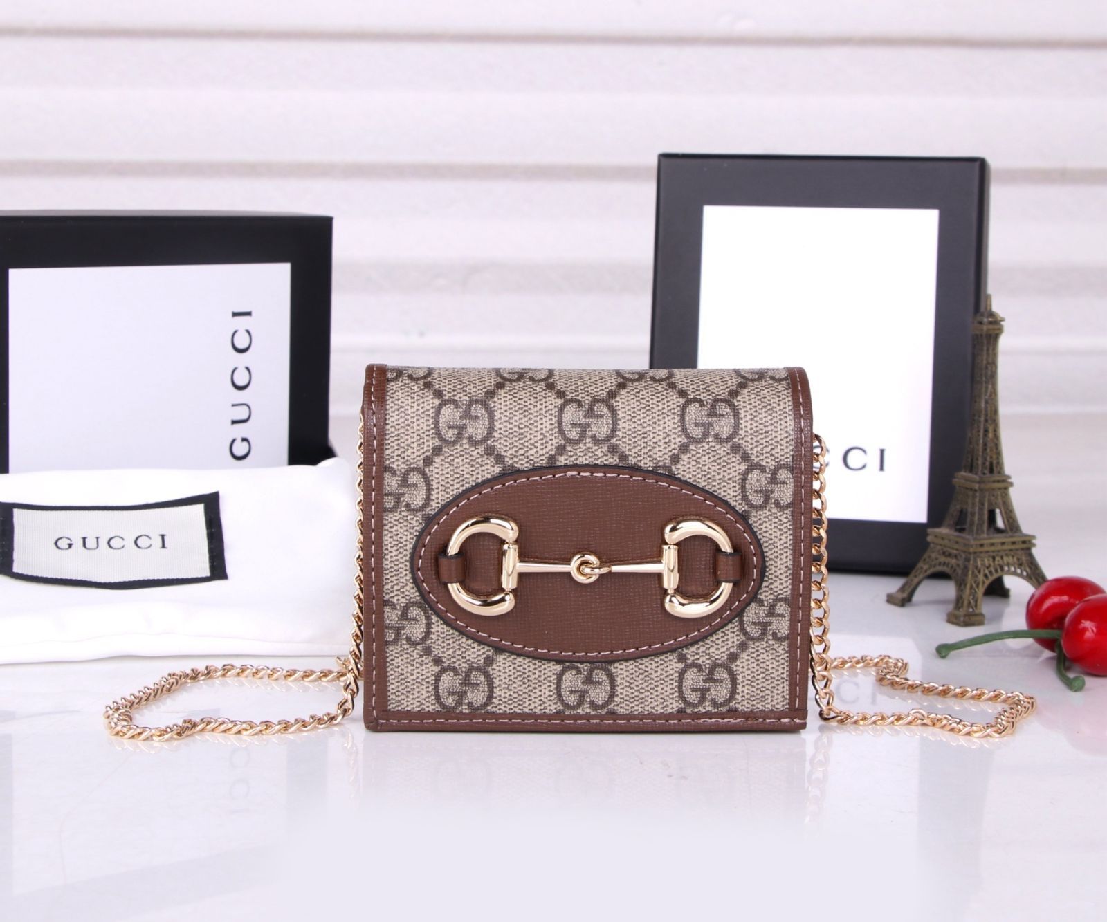 限定 新品未使用品 GUCCI グッチ 折り財布 小銭入れ