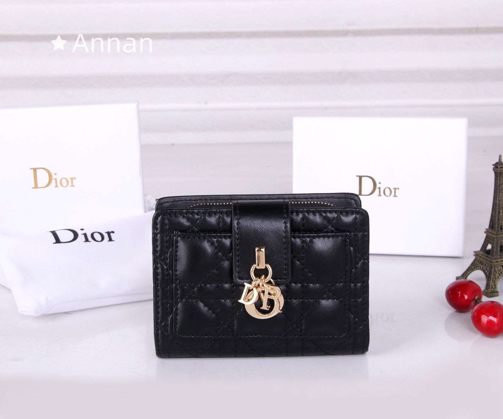 未使用に近い 美品★ 財布 Christian Dior クリスチャンディオール 折り財布 小銭入れ