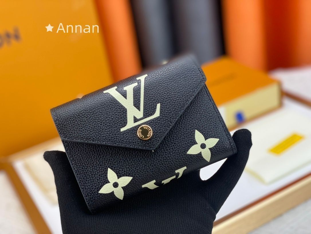 極美品? 入手困難 LOUIS VUITTON 折り財布 ルイヴィトン 折り財布 小銭入れ