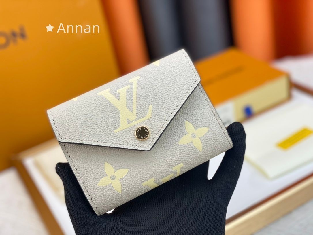 【極美品】【希少】 LOUIS VUITTON 折り財布 ルイヴィトン 折り財布 小銭入れ