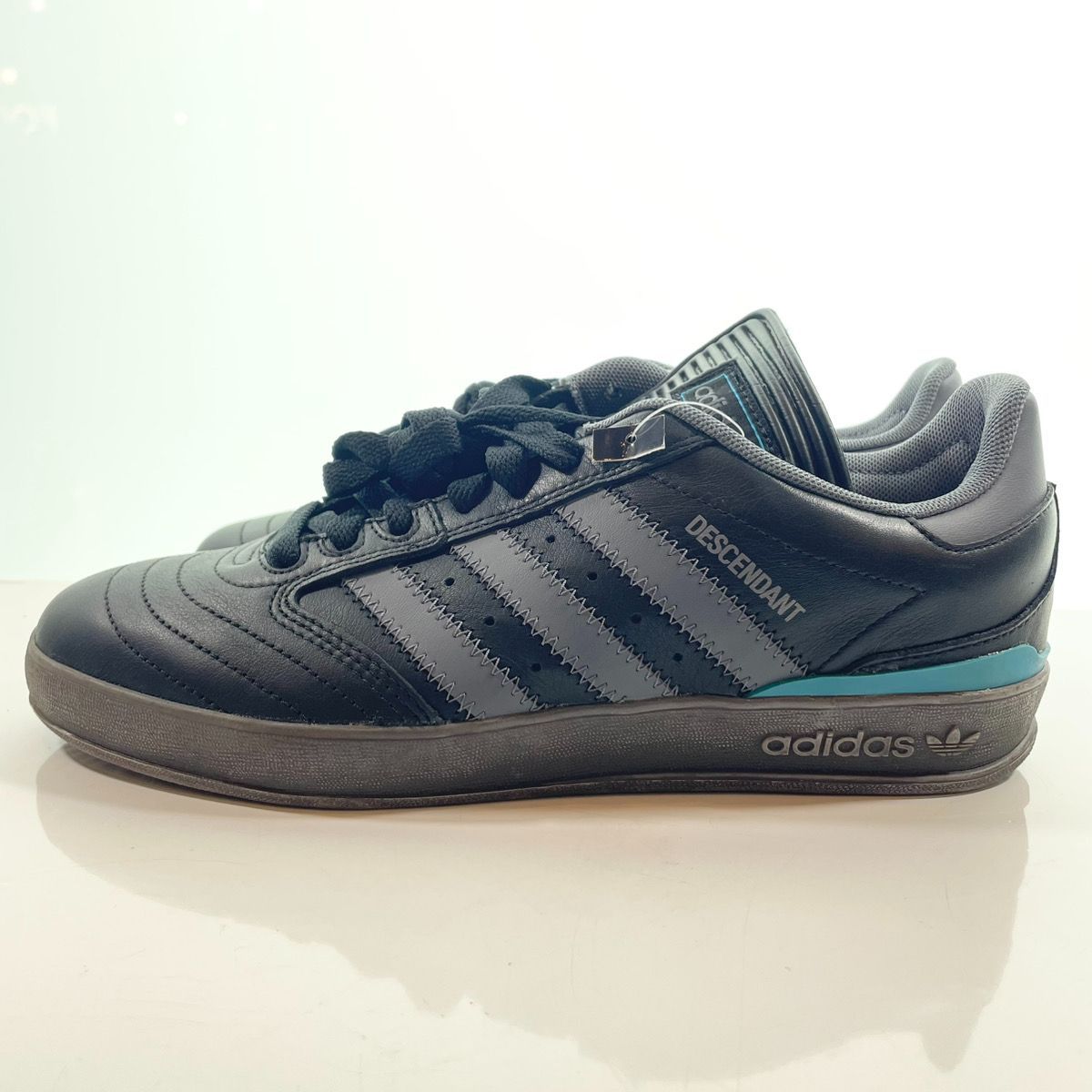 アディダス adidas × DESCENDANT × ディセンダント CRUSTAR DESCENDANT 