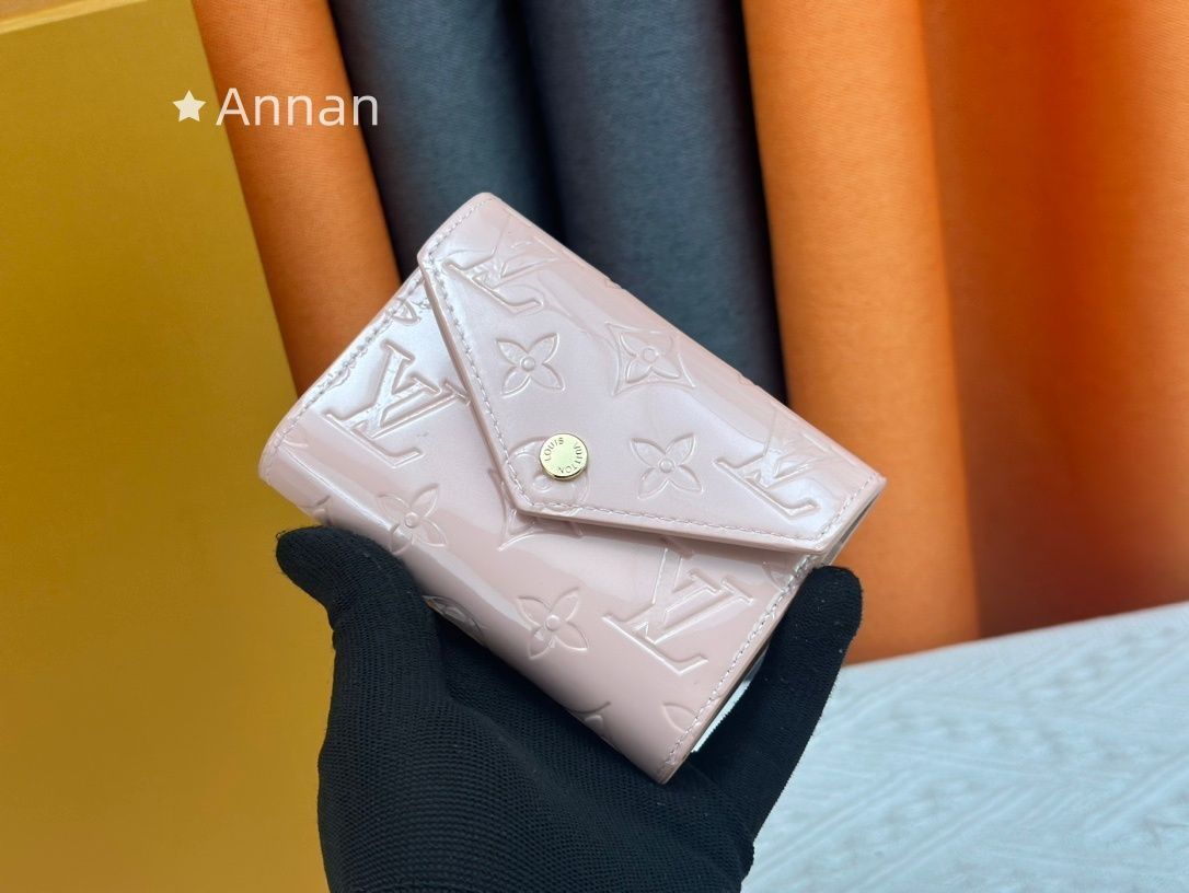 新品 ??超美品級?? LOUIS VUITTON 折り財布 ルイヴィトン 折り財布 小銭入れ