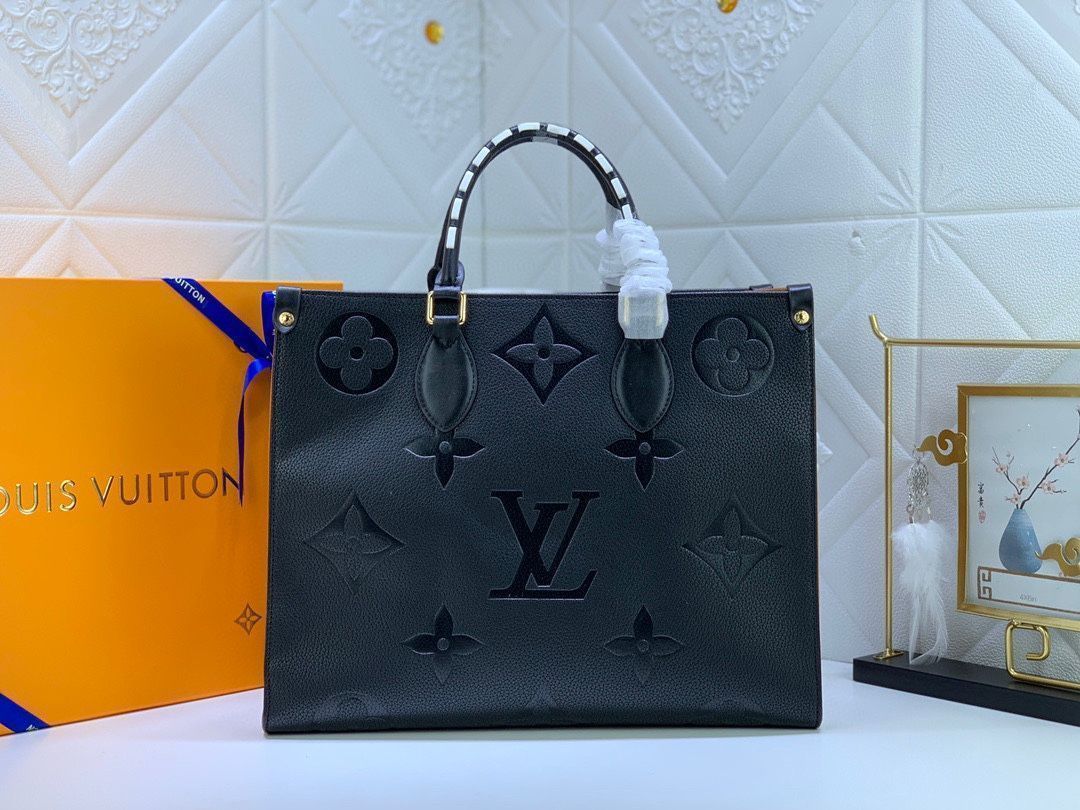 LOUIS VUITTON ルイヴィトン バッグ モノグラム アンプラント(ワイルドアットハート) オンザゴー MM M58522