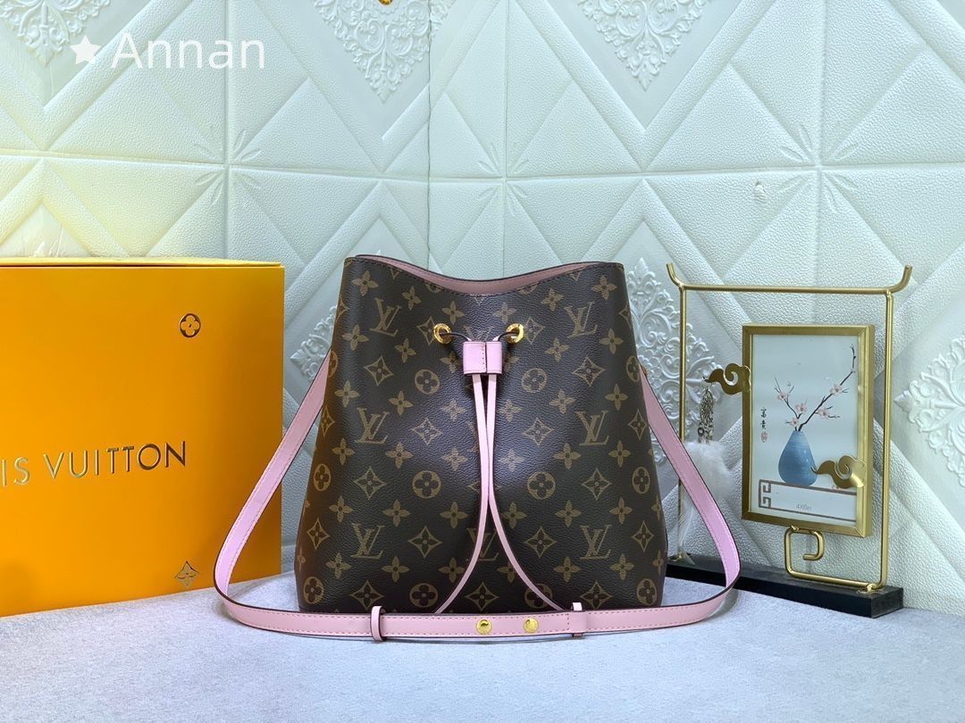 送料込★☆LOUIS VUITTON ルイヴィトン ショルダーバッグ ネオノエ モノグラム 9,880円