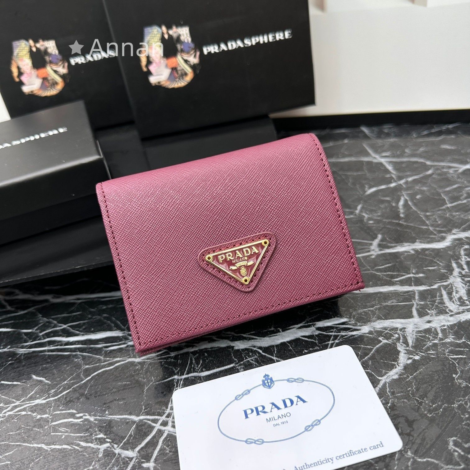 高級美品 状態良 PRADA プラダ 折り財布 小銭入れ