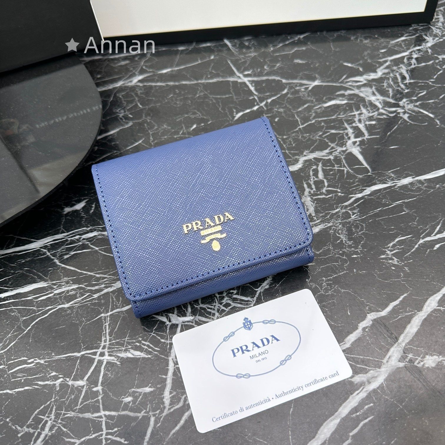 【特価】超美品 限定品 PRADA プラダ 折り財布 小銭入れ
