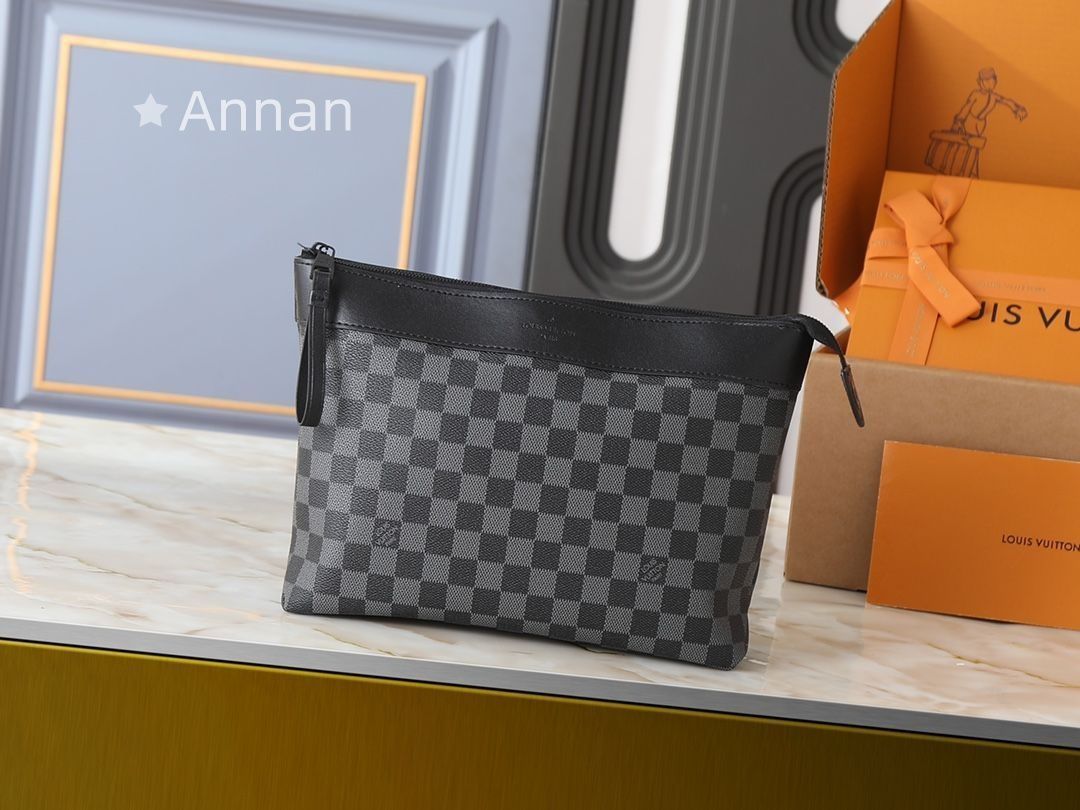 本日特価 【極美品】 LOUIS VUITTON ルイヴィトン ダミエ メンズ クラッチバッグ