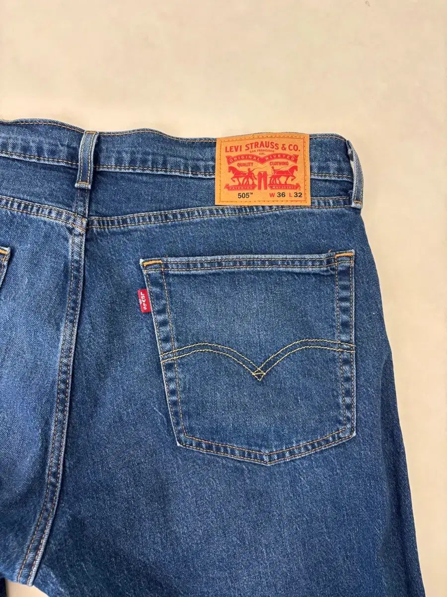 ほぼ新品 LEVI'S リーバイス 505 レギュラーフィット ストレッチ デニム ズボン 36
