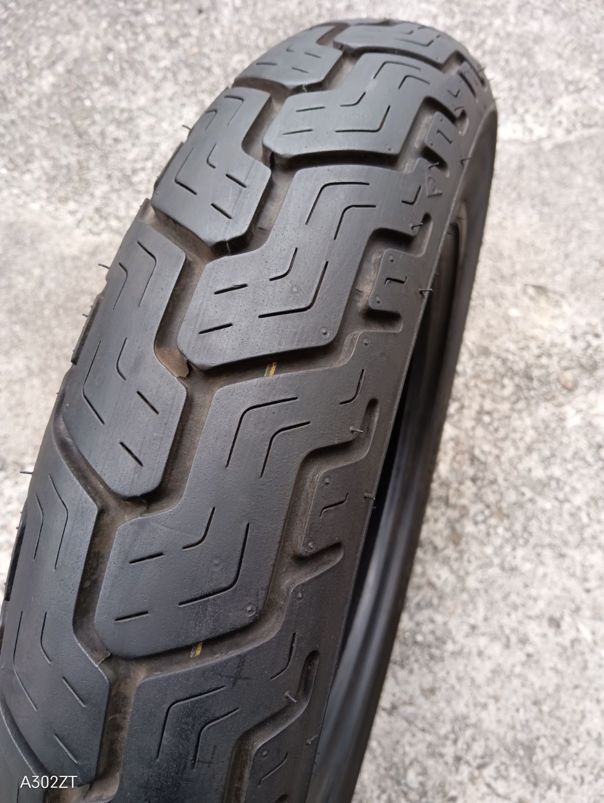 ダンロップ D402 ハーレーロゴ入り MT90B16 リア D2-137 - メルカリ