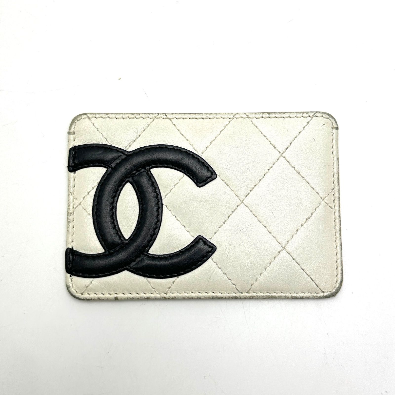 【楠本質店/元住吉】シャネル　CHANEL　カンボンライン　カードケース　ホワイト　ブラック　レザー　9番台　ソルド品