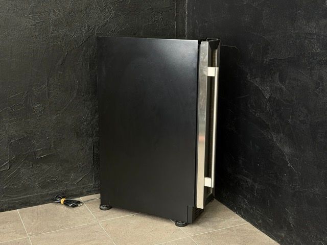 スリムタワーワインセラー 【中古】動作保証 Dometic ドメティック ST7