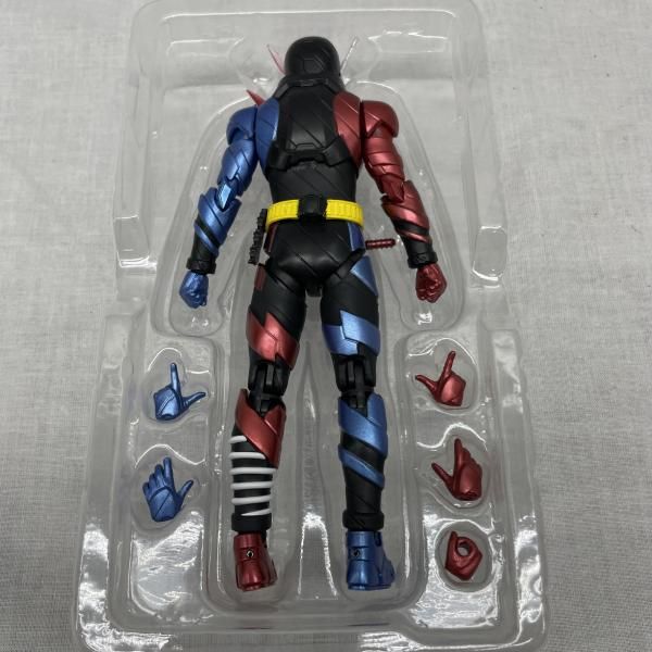 中古】開封)S.H.Figuarts 仮面ライダービルド ラビットタンクフォーム
