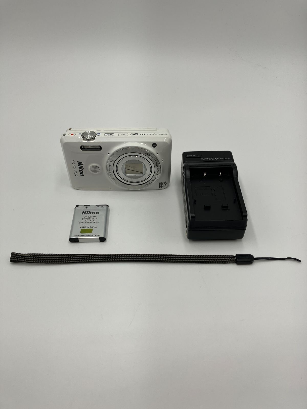 【動作確認済】Nikon COOLPIX S6900 ホワイト