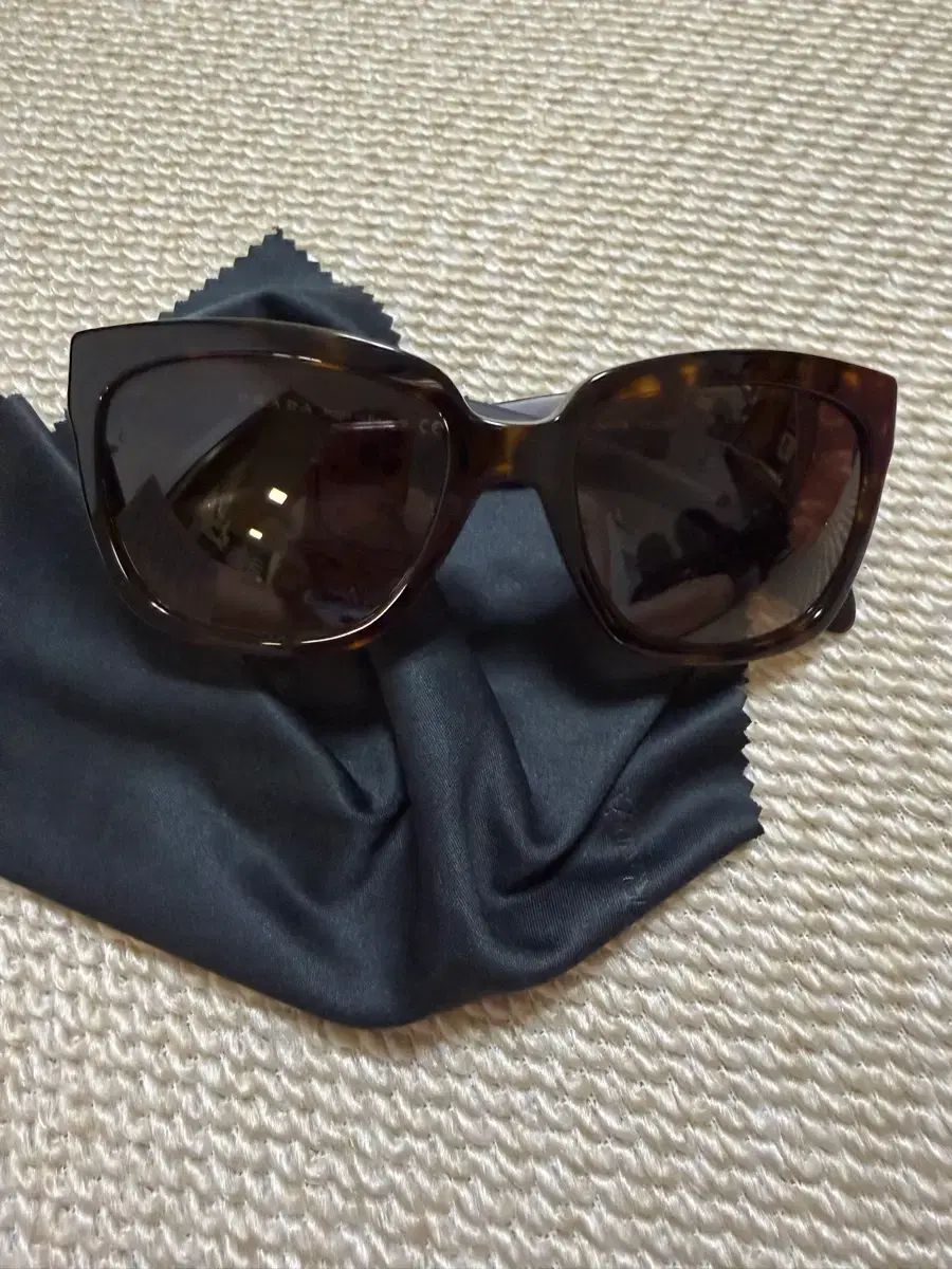 プラダ 2AU-6S1 (正規品) 8,976円
