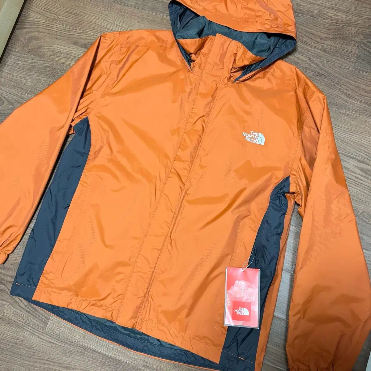 THE NORTH FACE ザノースフェイス HYVENT オレンジ ウィンドブレーカー M 新品