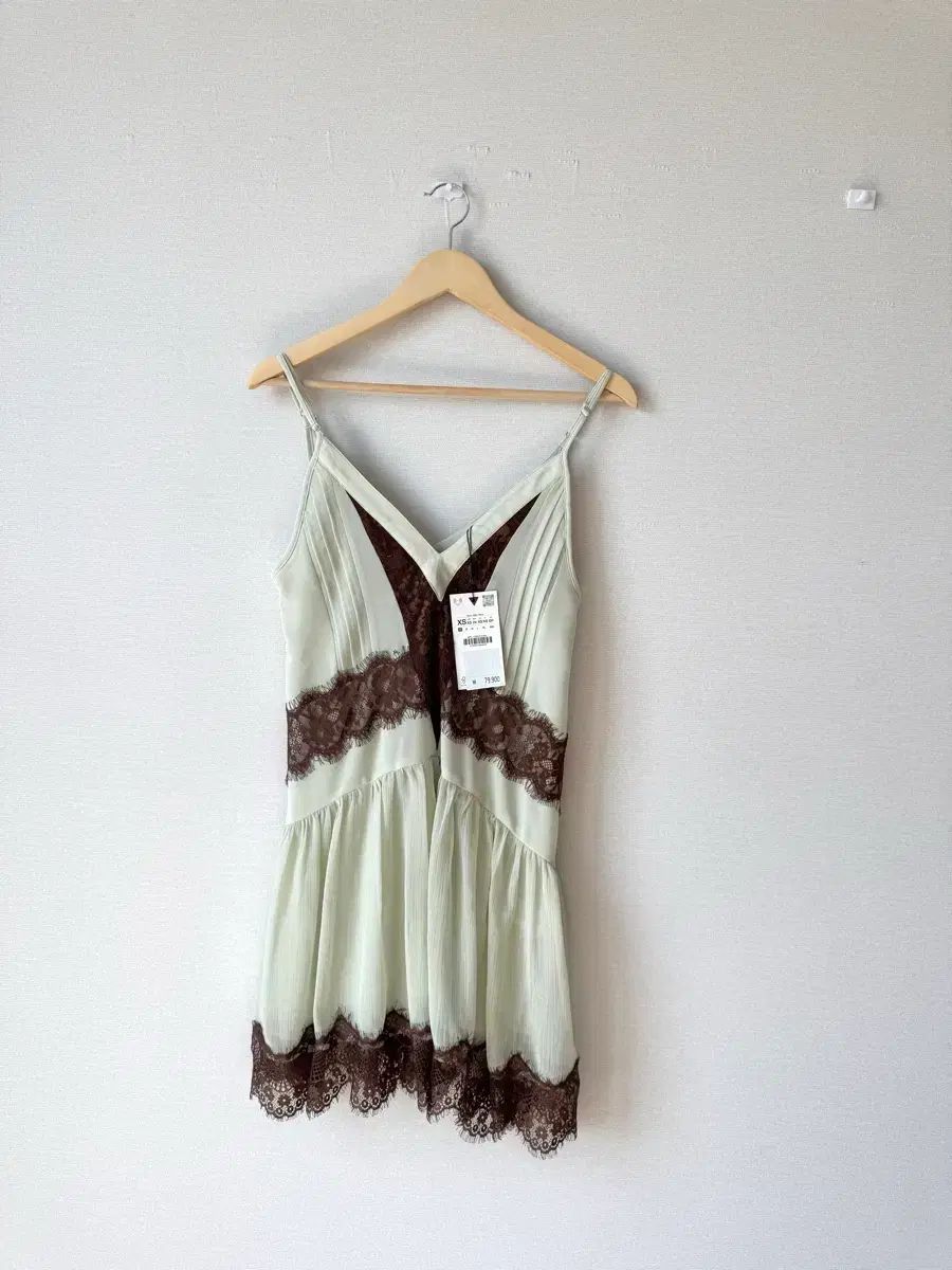 (新品/8万購入) ZARA ザラ レイ コラボ ショート ワンピース ブラウン グリーン xs 44-5