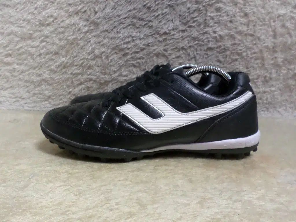 265 PROSPECS(プロスペックス) アキラ サッカーシューズ tf ブラック 260506