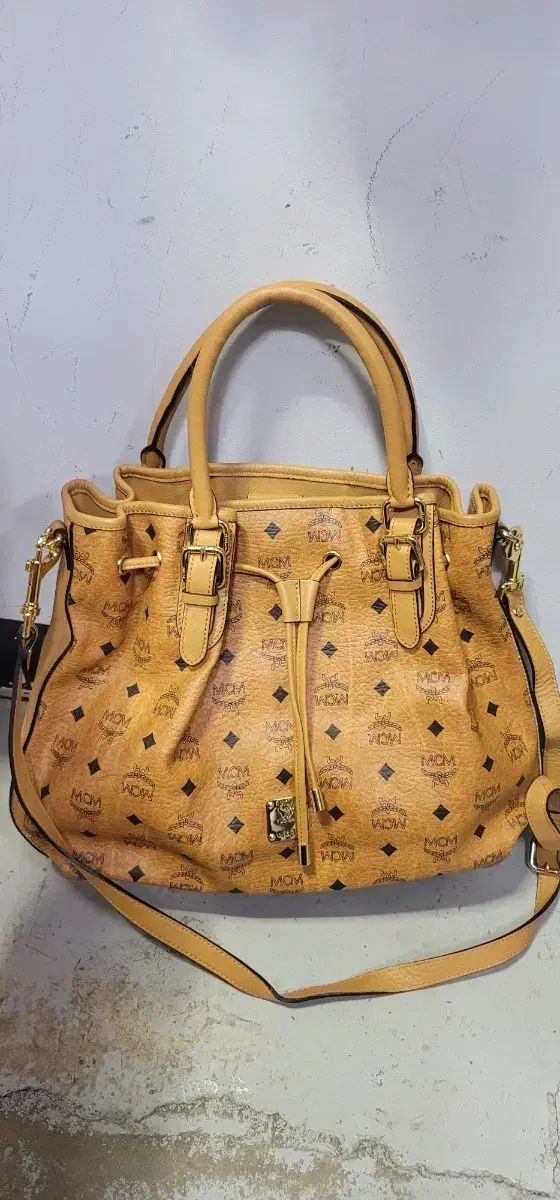 MCM ロゴ ショルダーバッグ トートバッグ