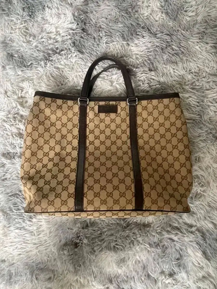 グッチ GG ロゴ キャンバス トートバッグ