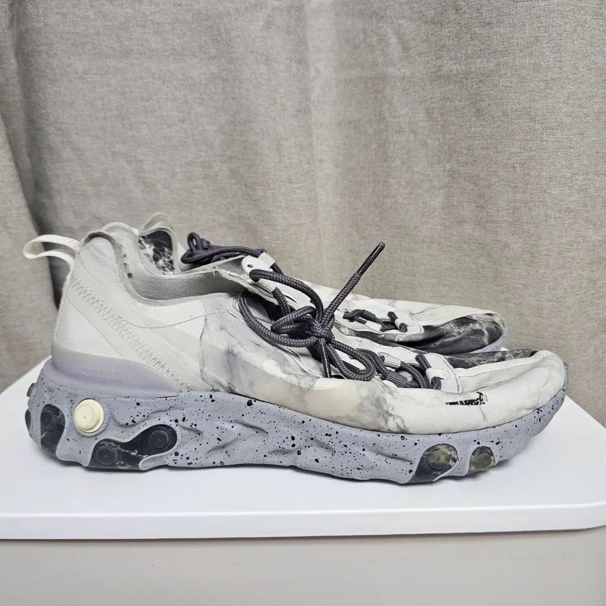 265 NIKE リアクト エレメント 55 スニーカー -913 11,086円