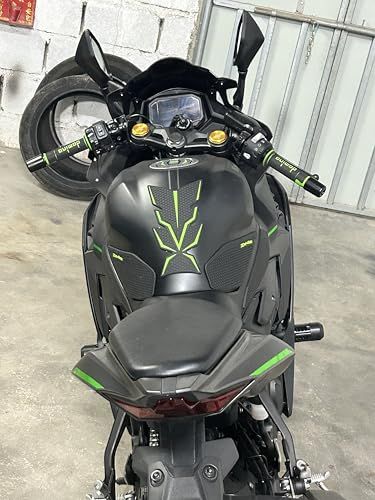トラクションパッド タンクキット に対応 Zカワサキ X-25R/SE（2023~）ZX-4R/SE ZX-4RR（2024~）タンクパッド (みどり)ma f62b89cb