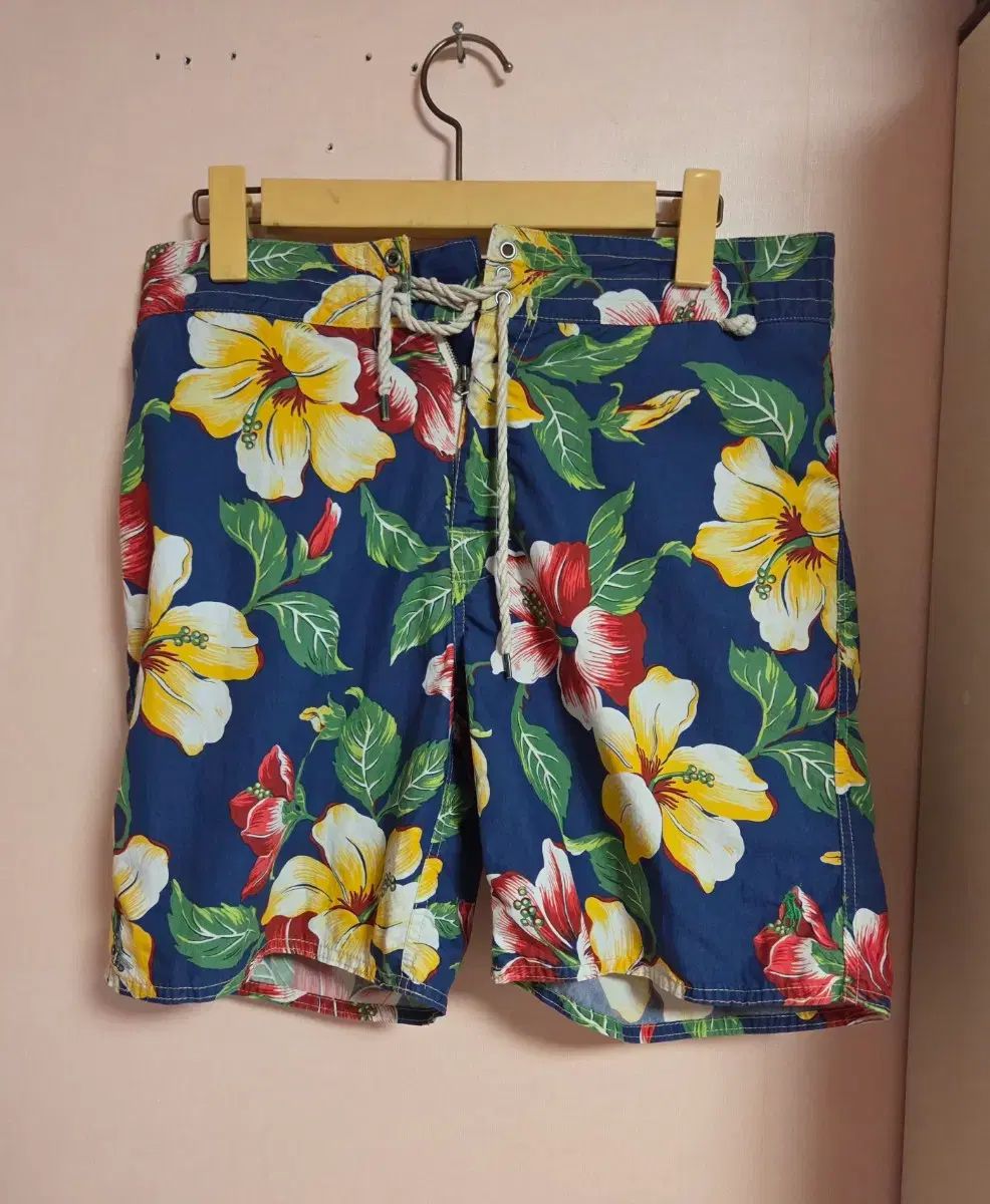 POLO RALPH LAUREN(ポロラルフローレン) ハワイアン フラワー ハーフパンツ兼 水着 6,249円
