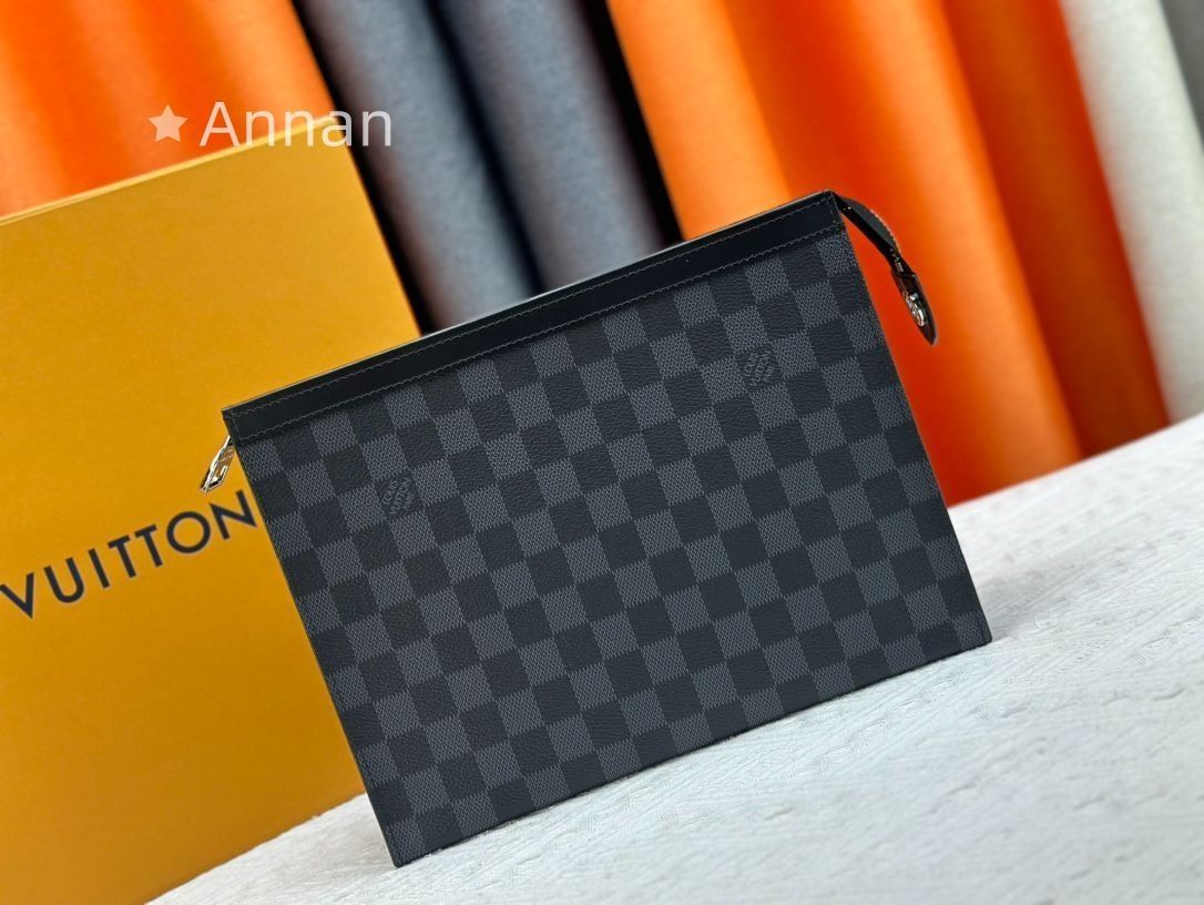 本日特価 【極美品】 LOUIS VUITTON ルイヴィトン メンズ クラッチバッグ