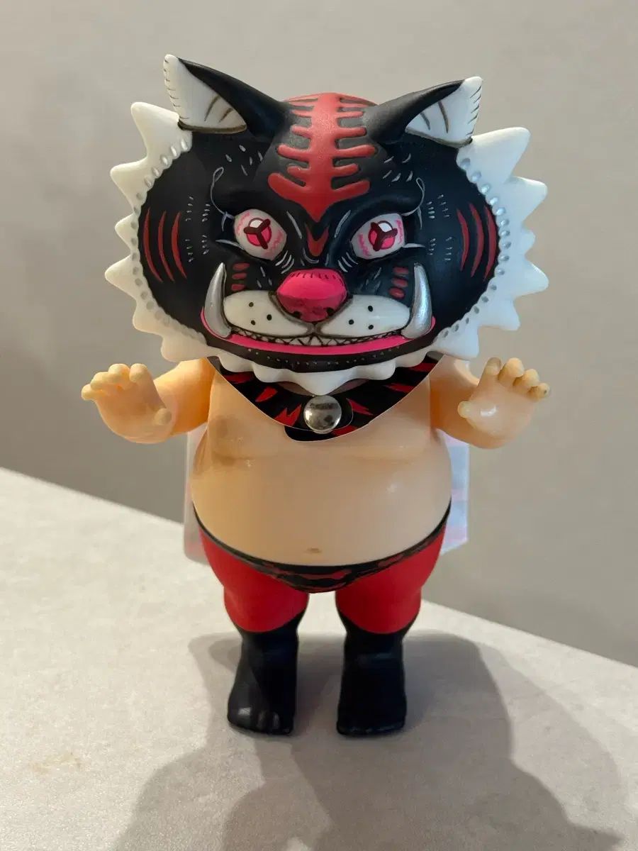 バッグ・カイジュウ ONE タイガー マスク ソフトビニール 出品