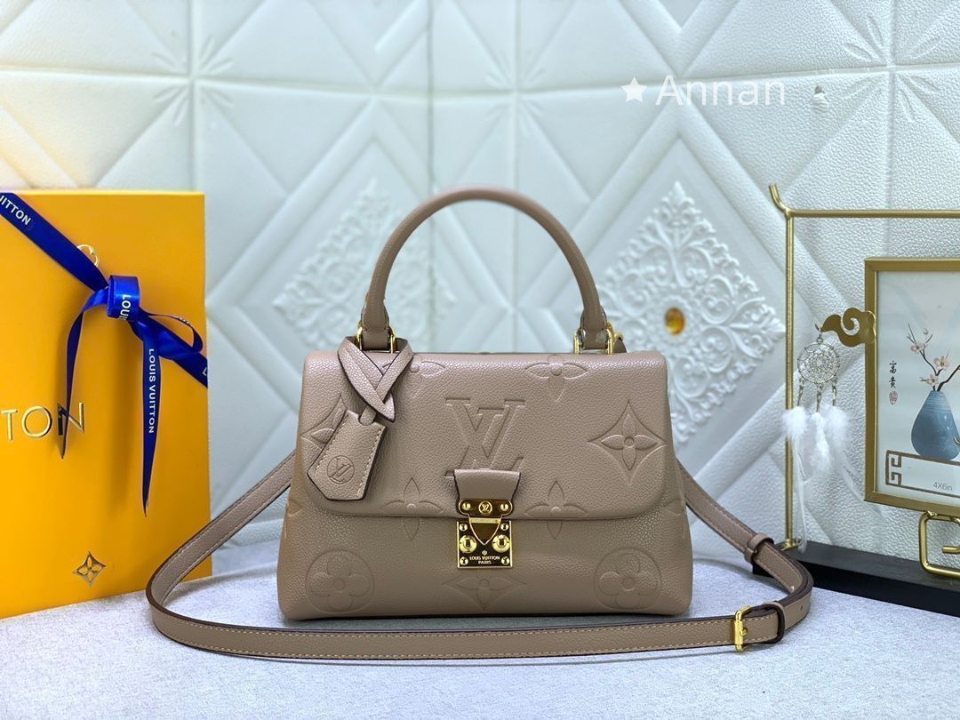 美品レディース LOUIS VUITTON ルイヴィトン ショルダーバッグモノグラム マドレーヌBB 2WAY ショルダーバッグ