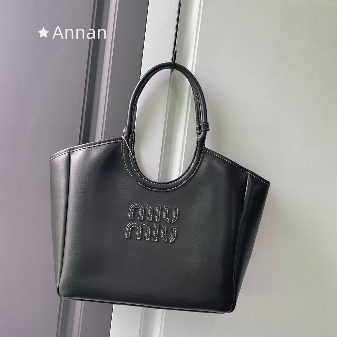 限定品★★ レディース MIUMIUミュウミュウ ハンドバッグ