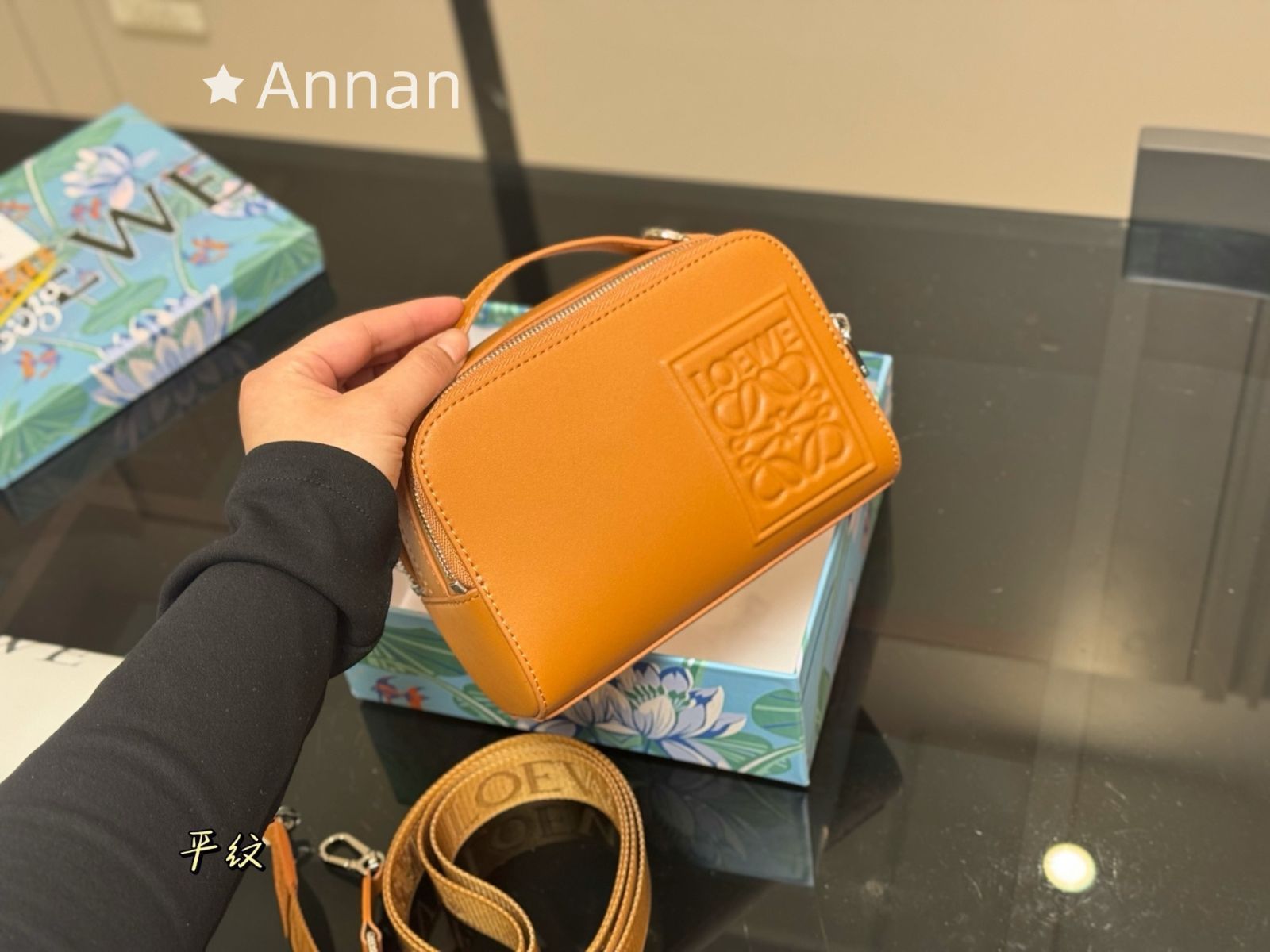 最終値下げ 送料無料レディース LOEWE ロエベ ショルダーバッグ - メルカリ