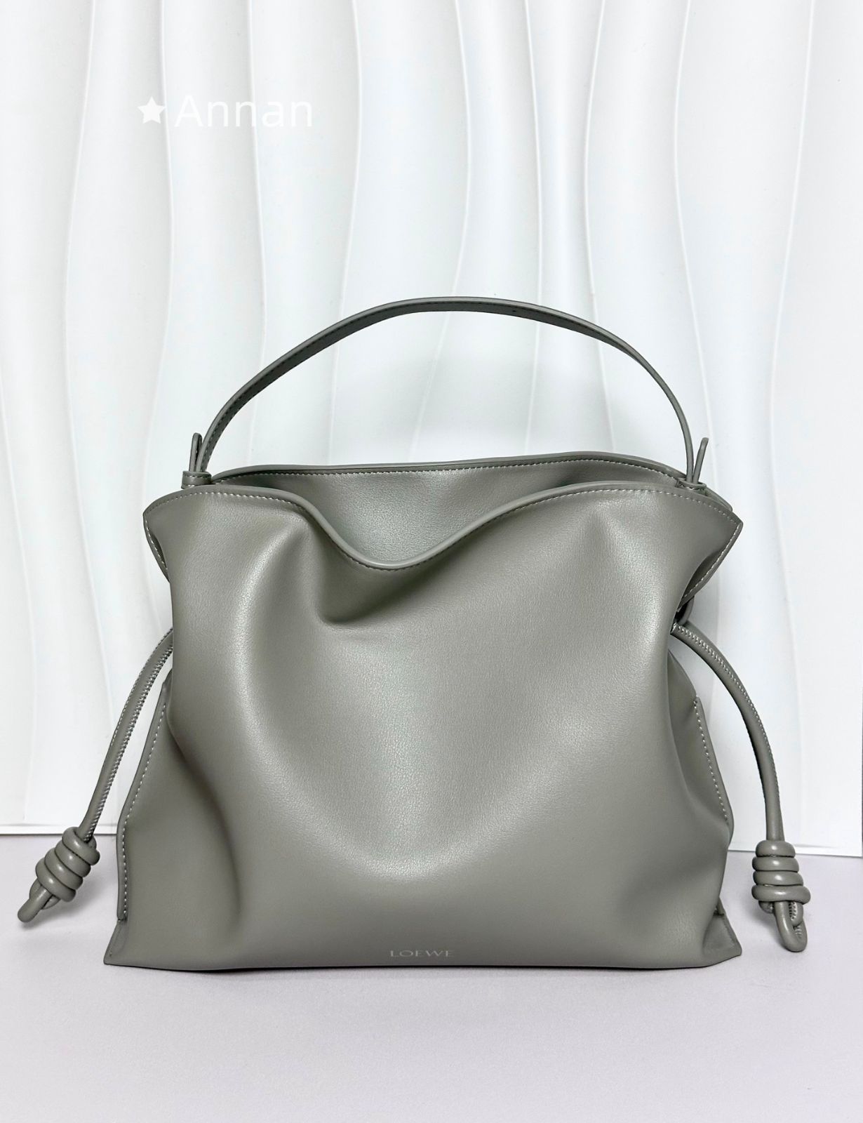 実用性 【極美品】 レディース LOEWE　ロエベ ショルダーバッグ