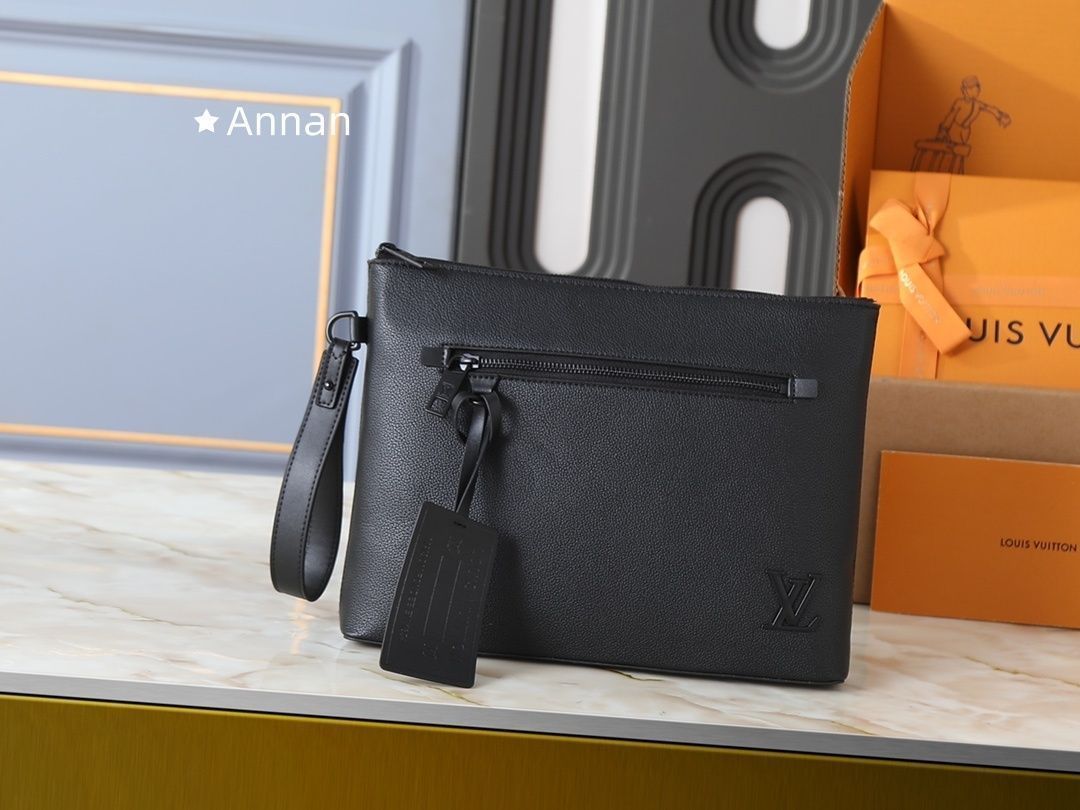 大幅値下げ LV LOUIS VUITTON ルイヴィトン バッグ メンズ テイクオフ?ポーチ クラッチバッグ