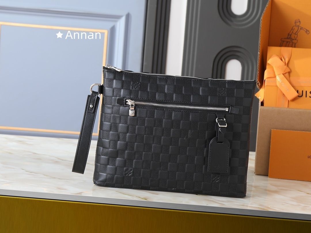 超美品値下げ LV LOUIS VUITTON ルイヴィトン バッグ メンズ テイクオフ?ポーチ クラッチバッグ