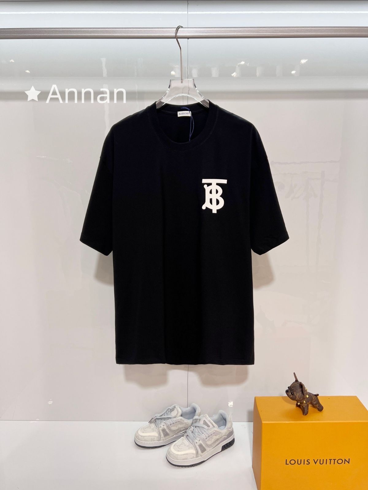 現行モデ 本日限定!BURBERRY バーバリー Tシャツ 半袖 夏服 トップス 男女兼用
