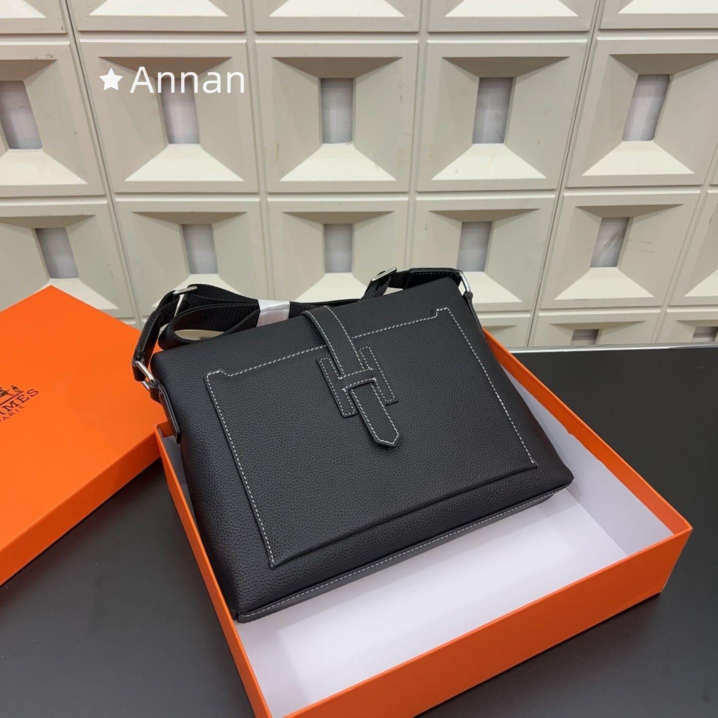 【未使用品】最終値下げ 超美品 メンズ HERMES エルメス ショルダーバッグ