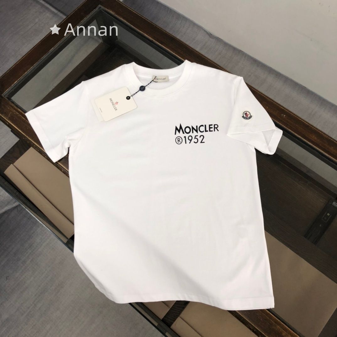 最終値下げ 新品 MONCLER モンクレール Tシャツ　半袖　夏服　トップス 男女兼用