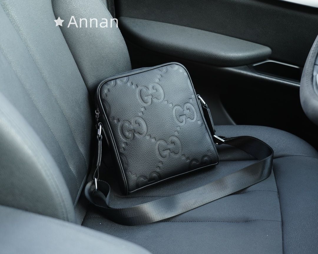 使用少 極美品 人気 メンズ GUCCI グッチ ショルダーバッグ