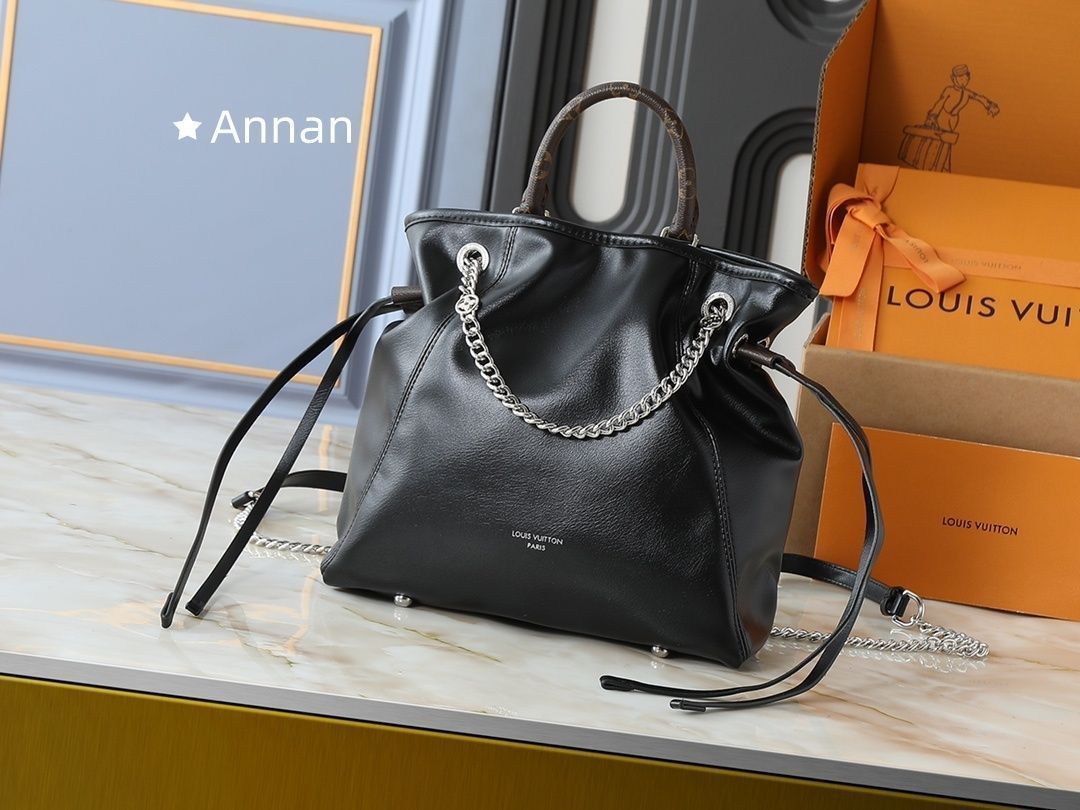 使用少 極美品 LOUIS VUITTON ルイヴィトン バックパック リュック バッグ Off Duty