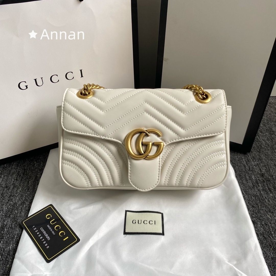 超希少 送料無料 GUCCI グッチショルダーバッグ GGマーモント レザー キルティング チェーン 443497