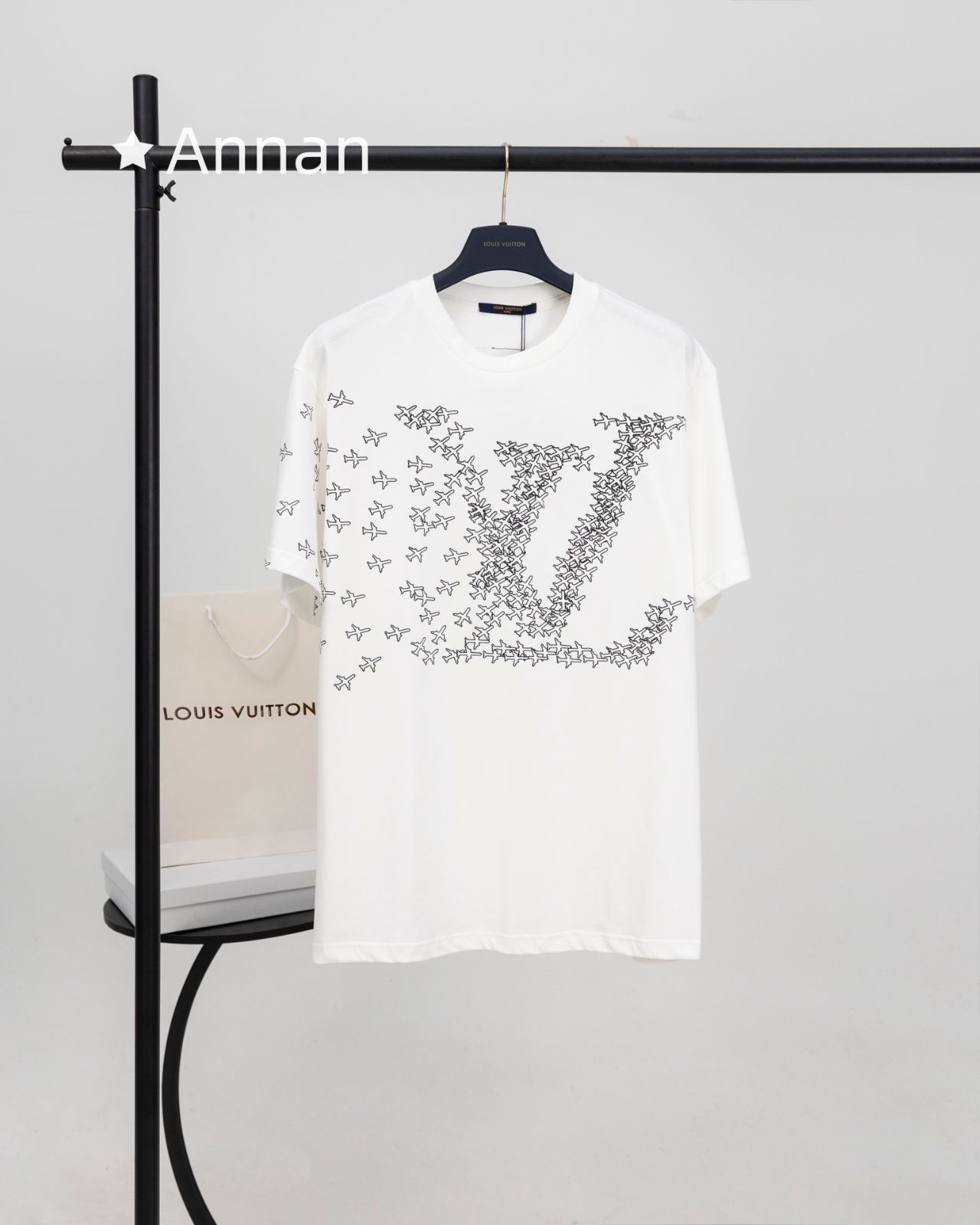 状態良 新品 LV LOUIS VUITTON ルイヴィトン Tシャツ　半袖　夏服　トップス 男女兼用