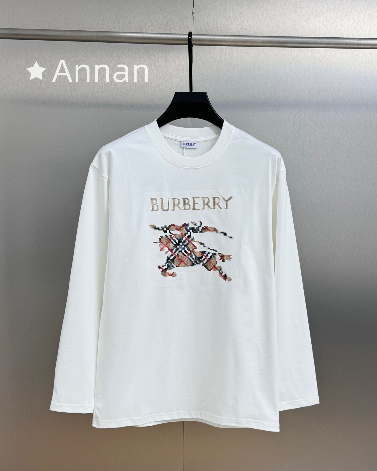 可愛 本日特価 超美品 新品 タグ付 BURBERRY バーバリー パーカー シンプルフード付きパーカー ユニセックス