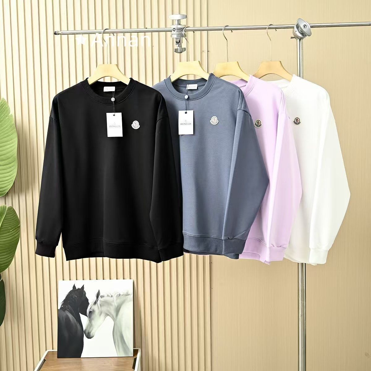 送料込☆新品 タグ付 MONCLER モンクレール パーカー 長袖Tシャツ トップス シンプルフード付きパーカー ユニセックス