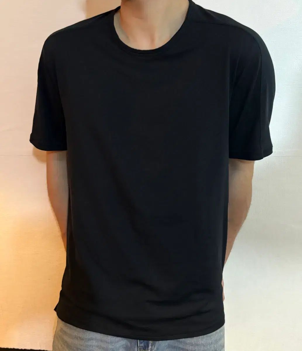 UNDER ARMOUR アンダーアーマー 半袖Tシャツ ブラック XL
